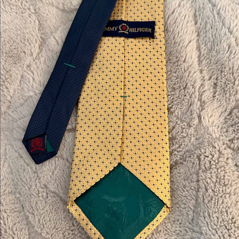 Lot of 6 beautiful two toned Tommy Hilfiger 58” 100% silk tie EUC - Picture 14 of 15